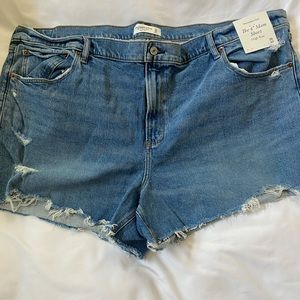 Abercrombie High Rise Mom Shorts NWT